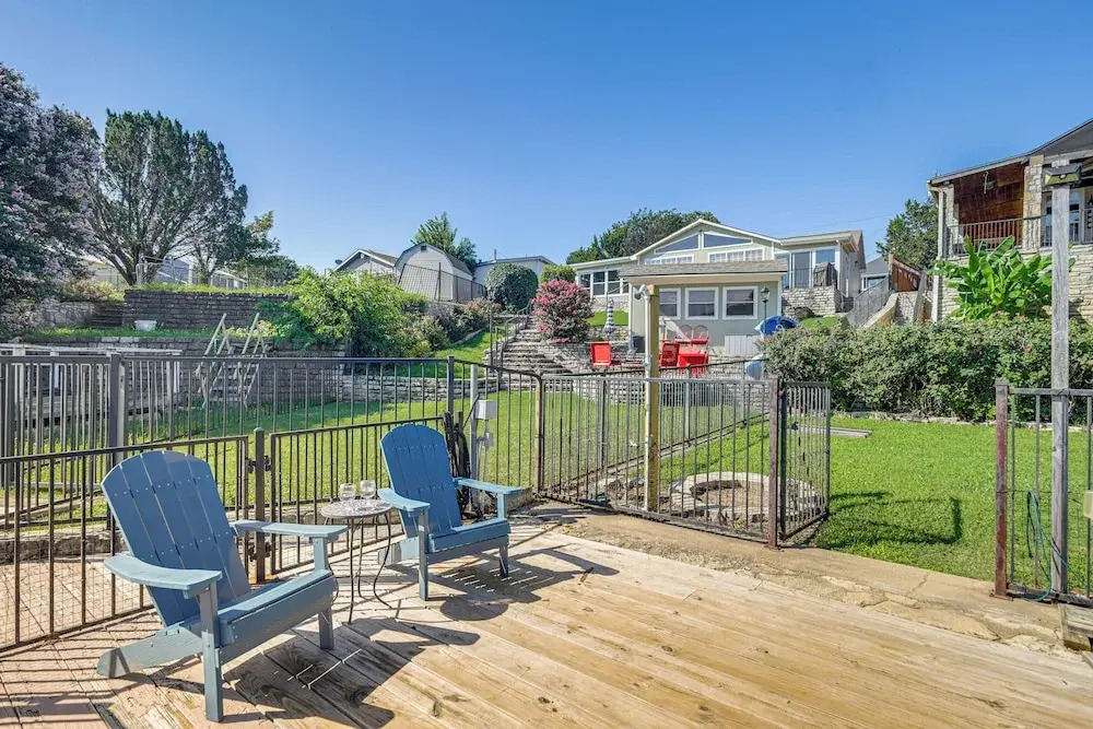 Lakefront Granbury Home w/ Dock, Decks & Hot Tub!