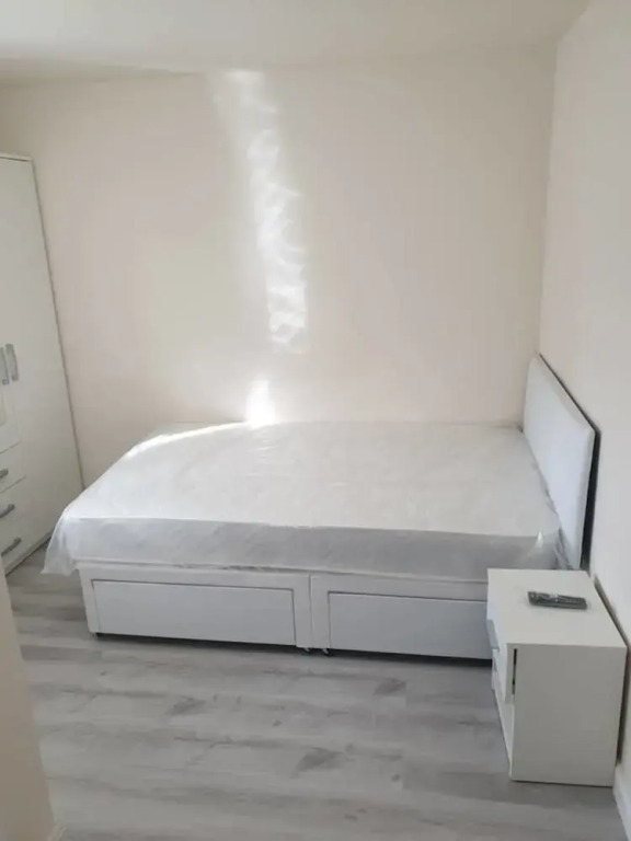 3 En-suite Bed Luxury Accommodation,Nr Warwick Uni