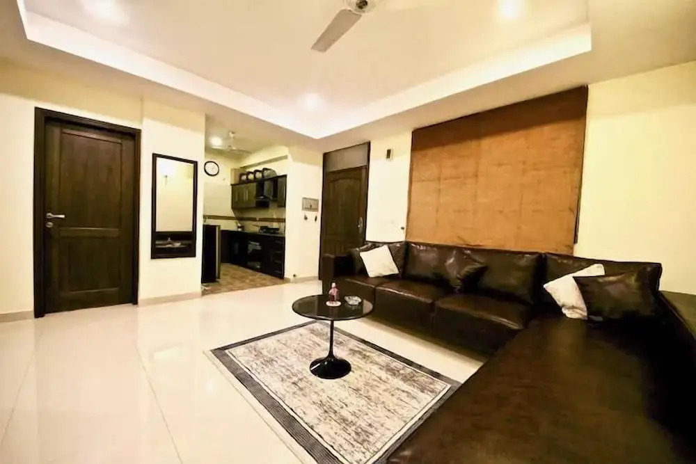 Executive Lodges