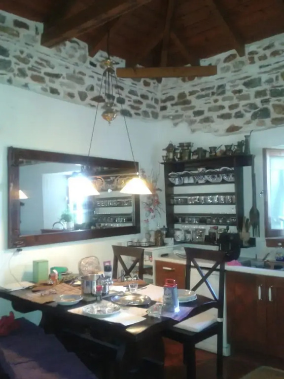 "oikos Jullia - Greece"