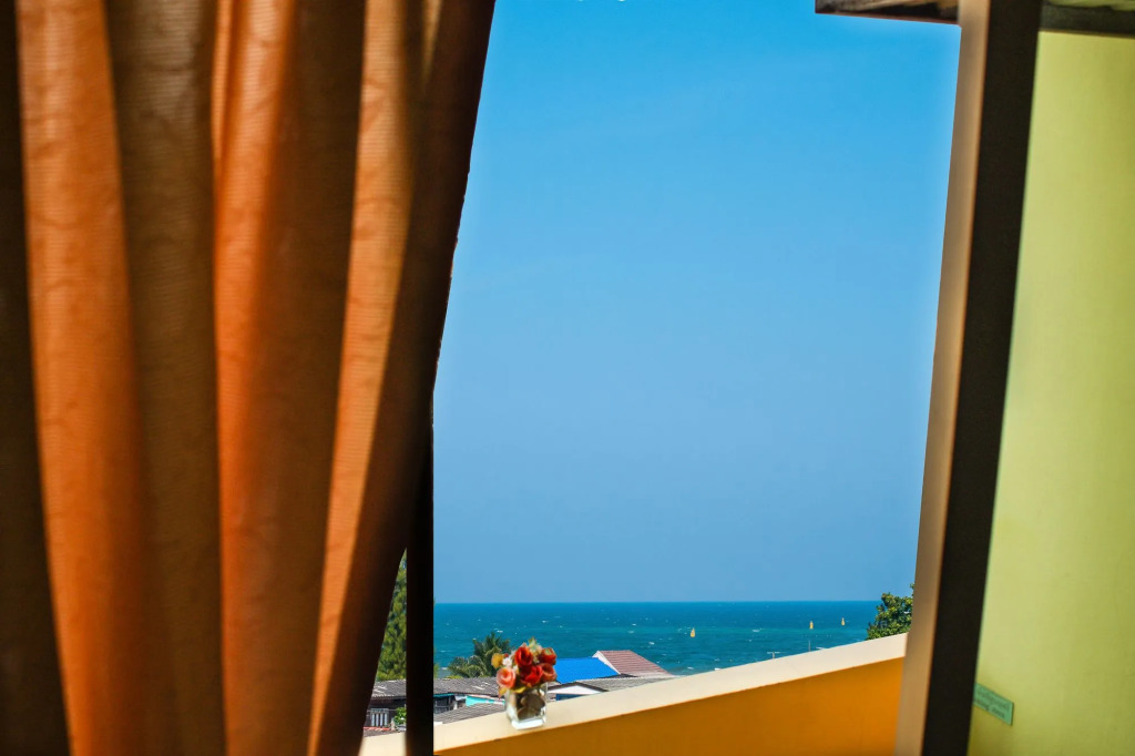 Chomsin Hua Hin ชมสินธุ์ หัวหิน