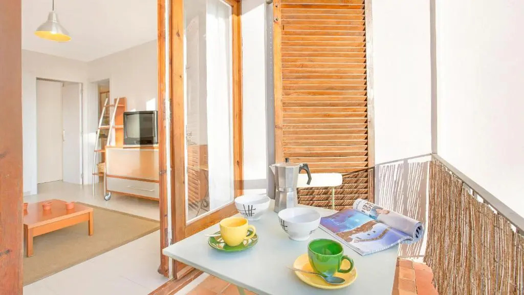 Apartment Cliper H-2