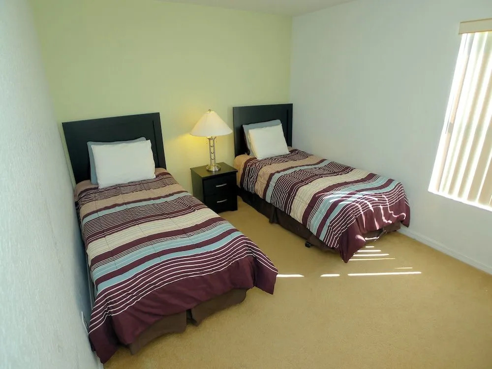 Highlands Reserve 5 Bed Pool Home