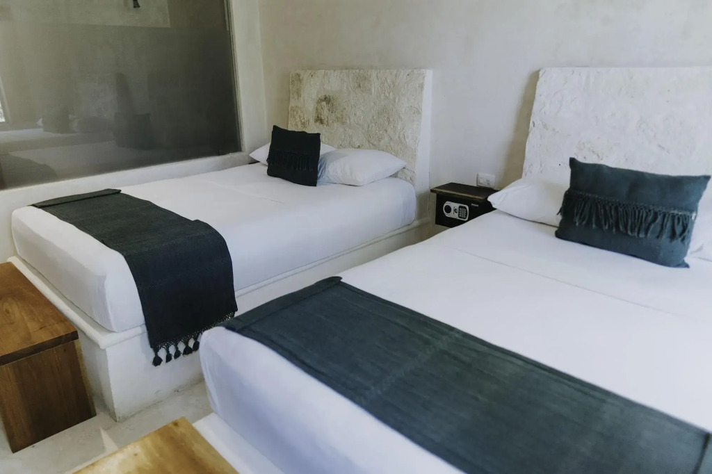 Koos Tulum Hotel