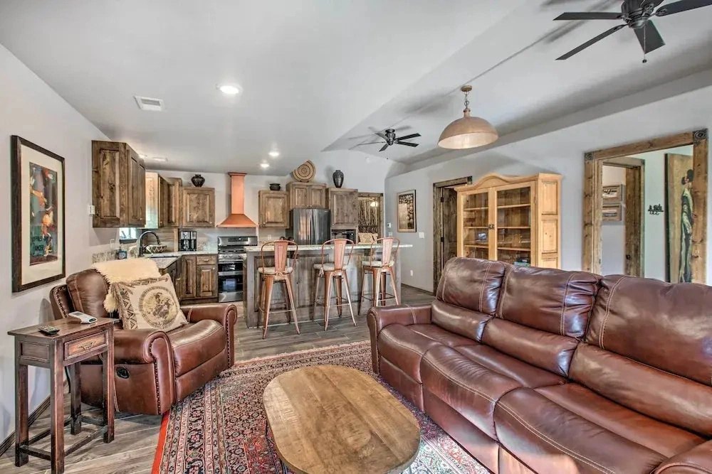 4 Units in Red River: Mtn Views, Steps to Main St