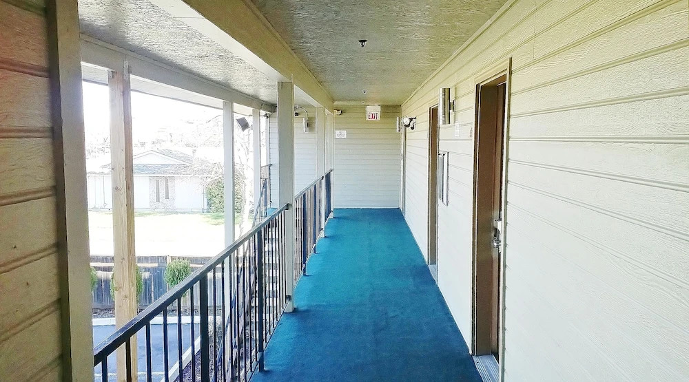 Briarwood Suites