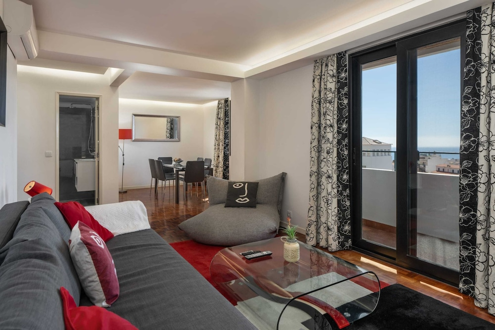 In the City Centre, sea View - Casa Santa Clara