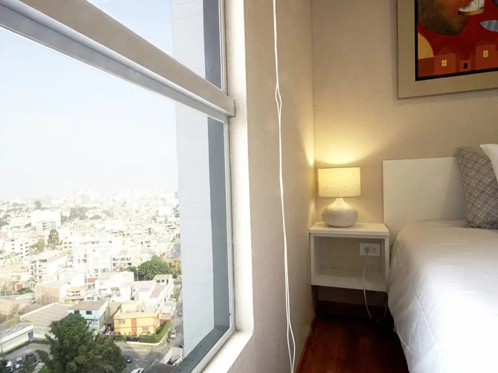 UR Place Rentals - 3Bdrm Av Brasil Lima