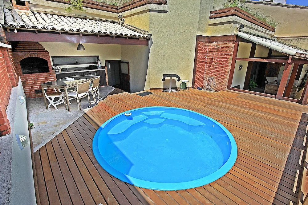 Rio Spot Homes Q010