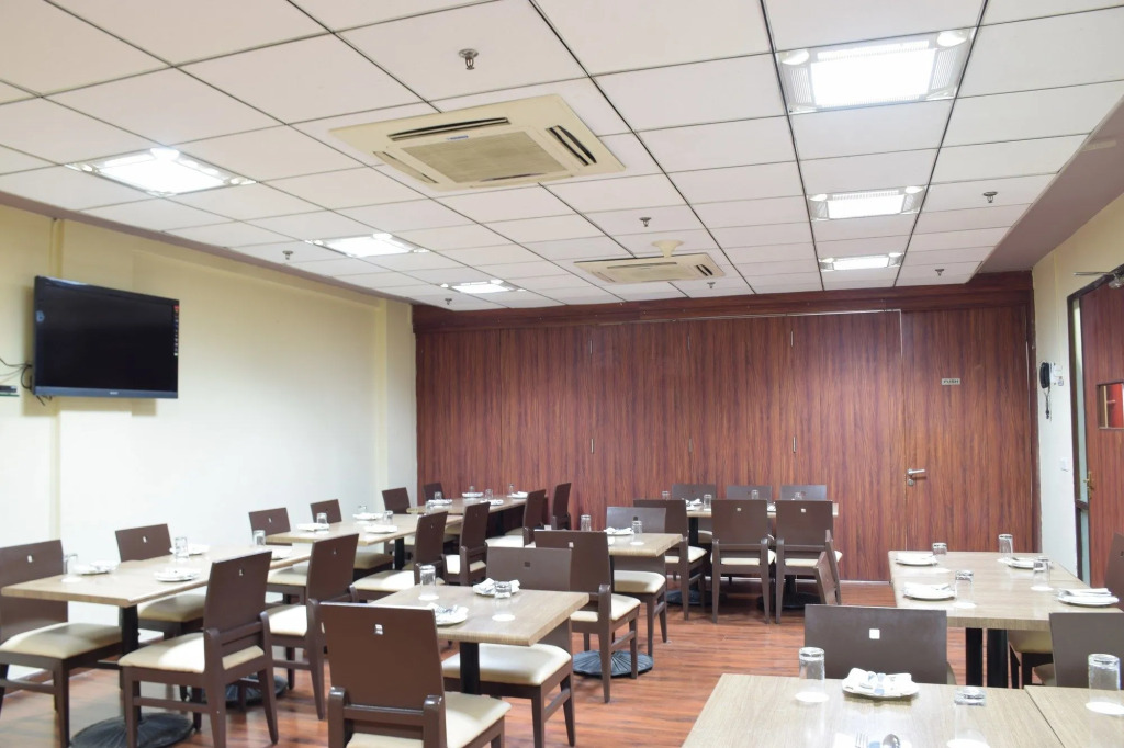 Bloom Boutique l Connaught Place Area