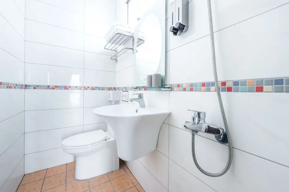Pet Friendly Bear Station Smart Stay