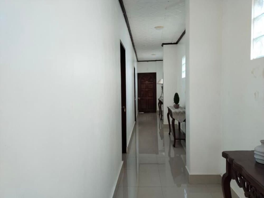Tayud Hotel by Hiverooms