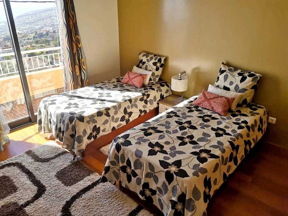 House with 2 Bedrooms in Arco Da Calheta, with Terrace And Wifi