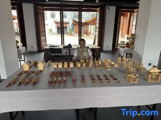 Yihe Mingtang Homestay (Jianshui Ancient City Zhangming Museum)
