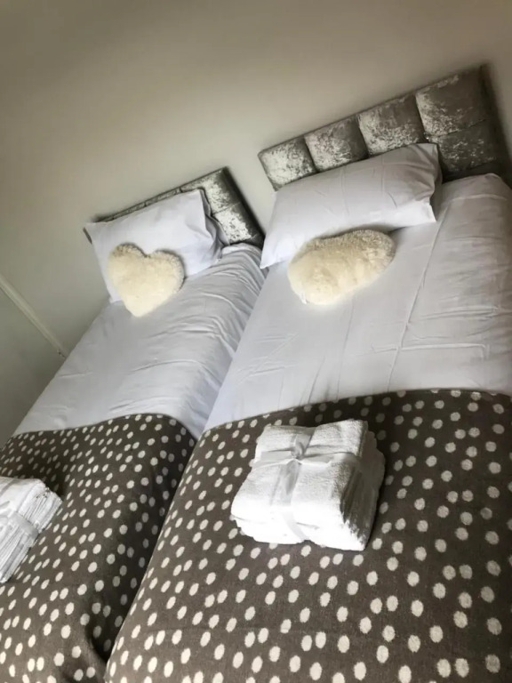 Newly refurbished 2bed bungalow, Bristol, UK