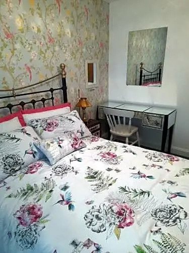 Grovewood House