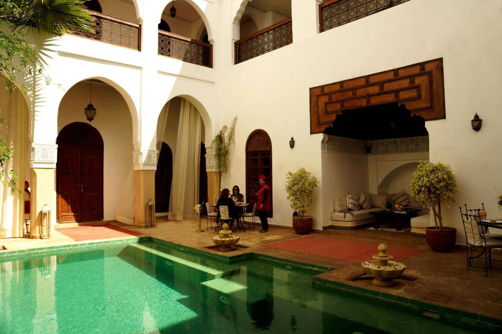 Riad Shama & Traditions