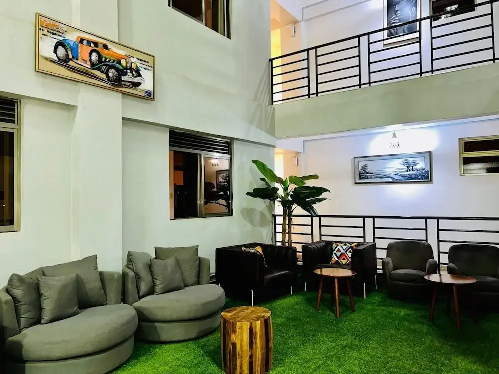 Louize Simba Hotel Embu