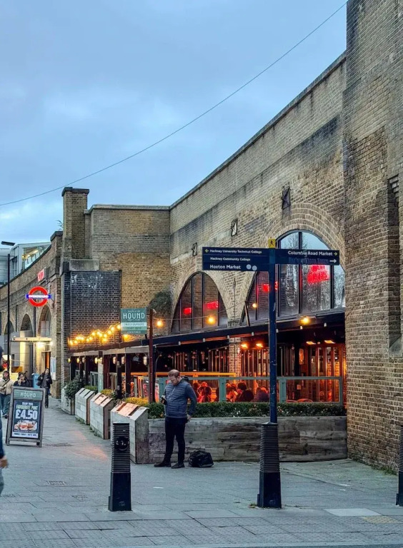 Spacious Studio in a Converted Warehouse Shoreditch