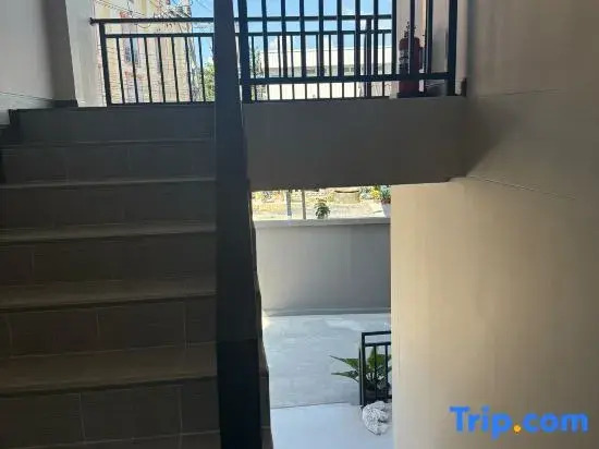 Siri Residence