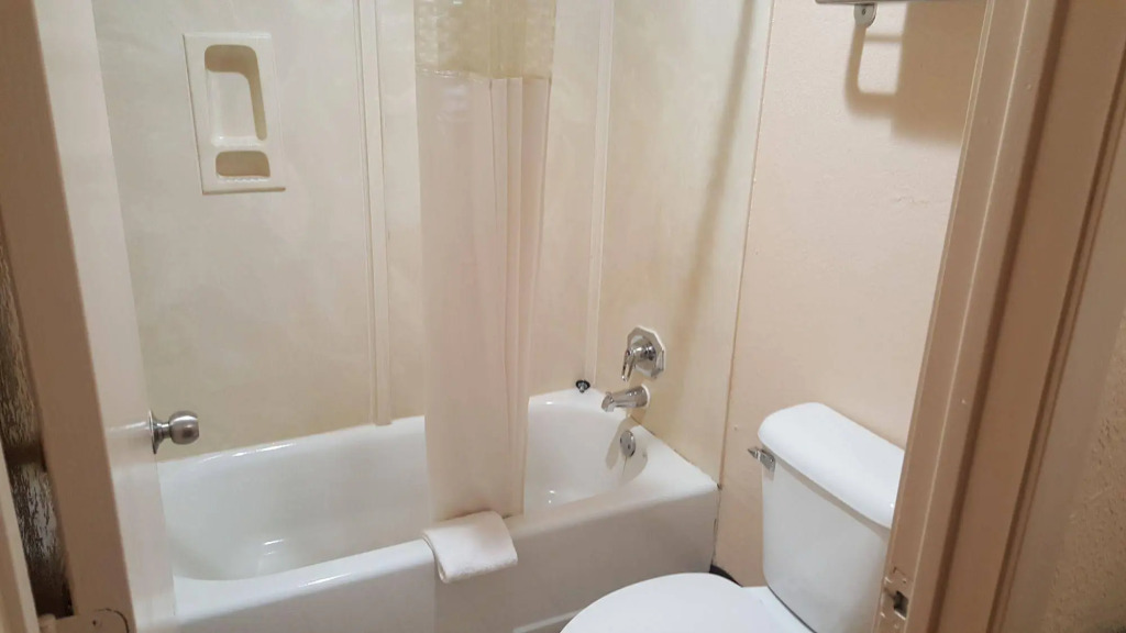 Regency Inn & Suites