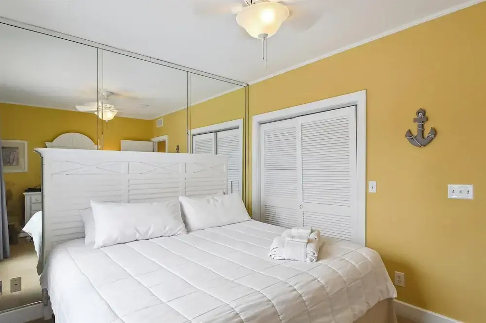 Sandpiper Cove 1157 2 Bedroom Condo by RedAwning