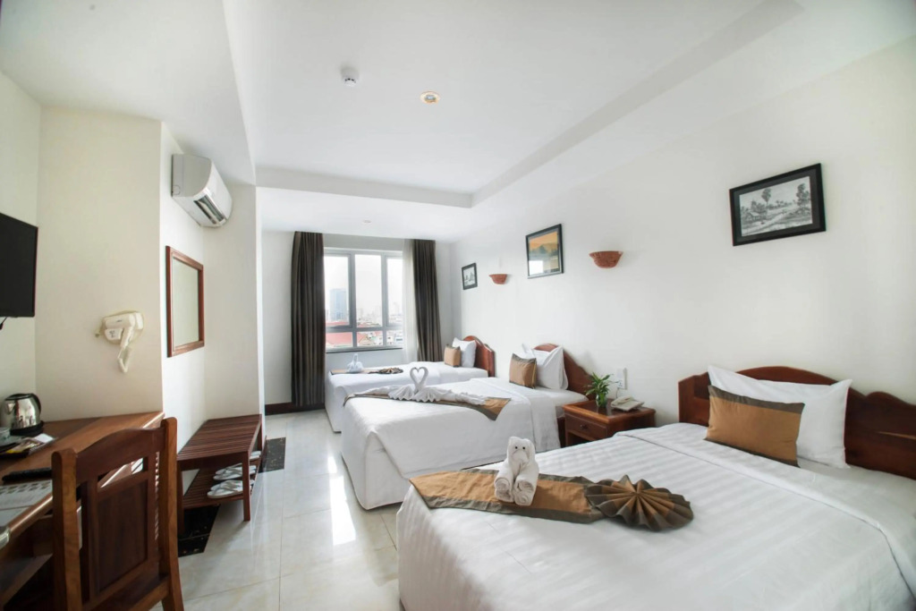 Relax Hotel
