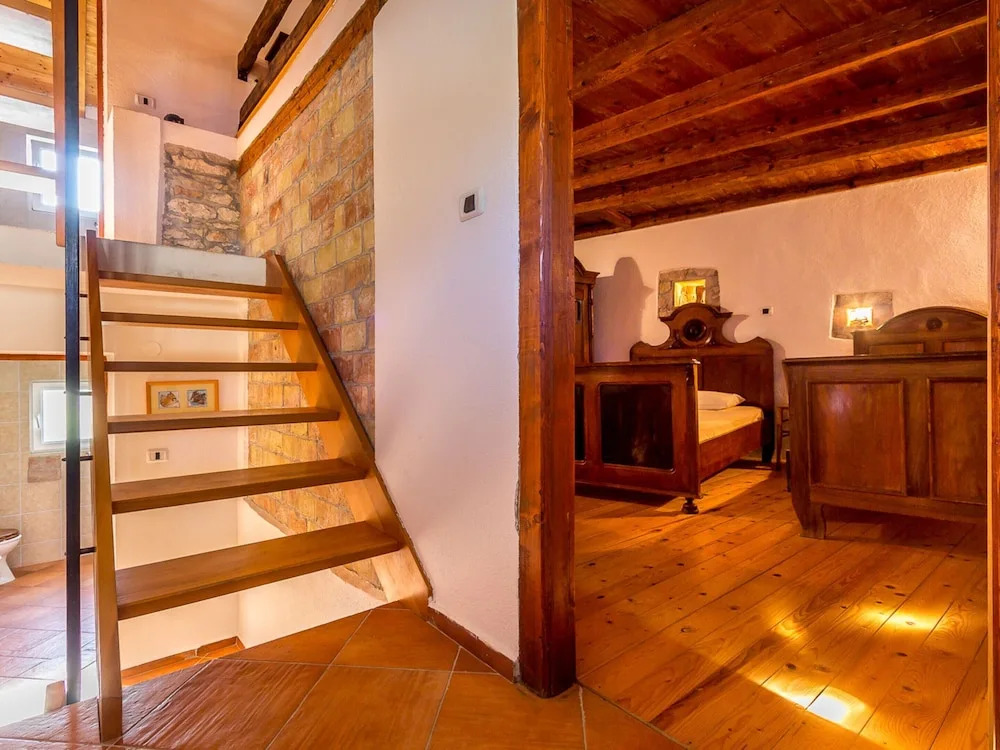 Rustic Holiday Home With Private Pool in the Center of Medulin Near the Beach