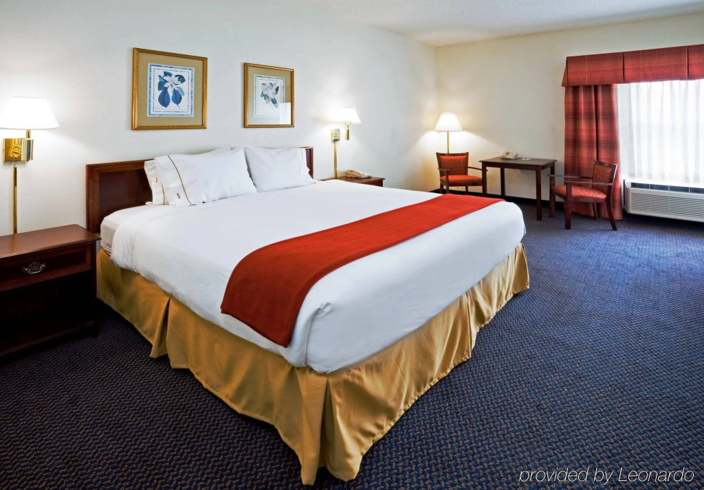 Holiday Inn Express Hillsborough-Durham Area by IHG