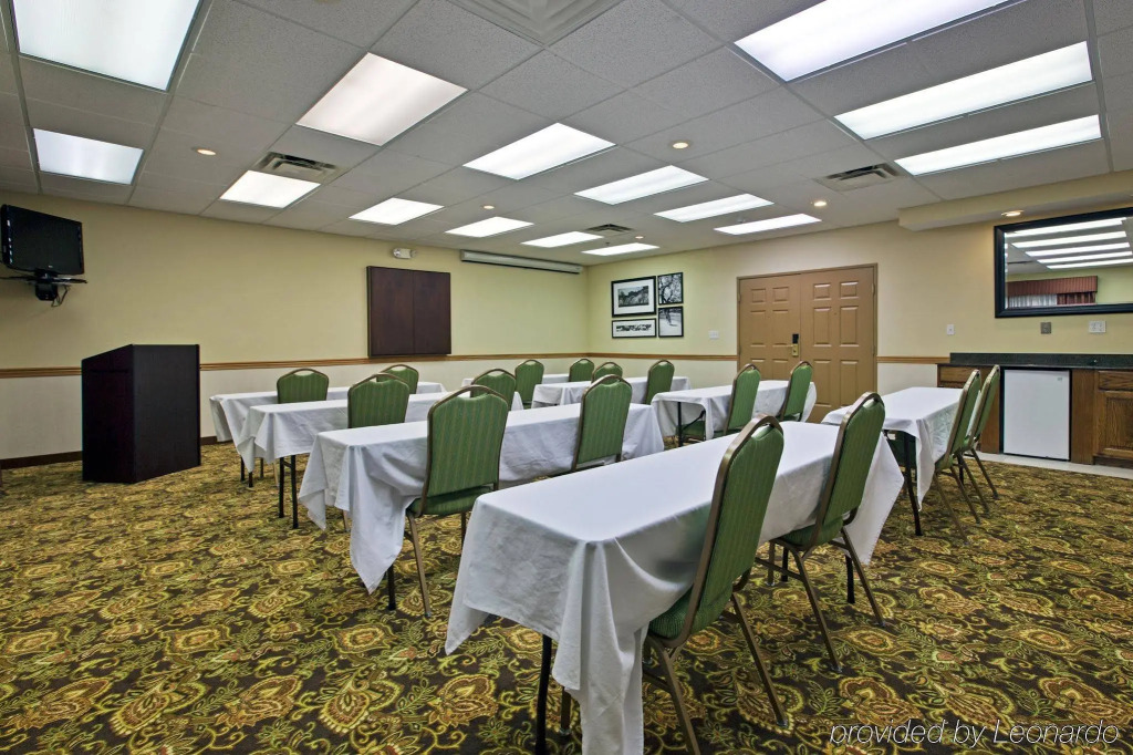 Garner Hotel Paducah West by IHG