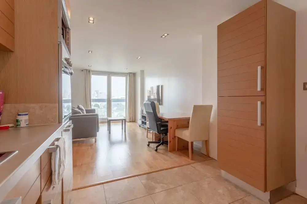 Luxury 2 bedroom Apartment London - RGB 65378
