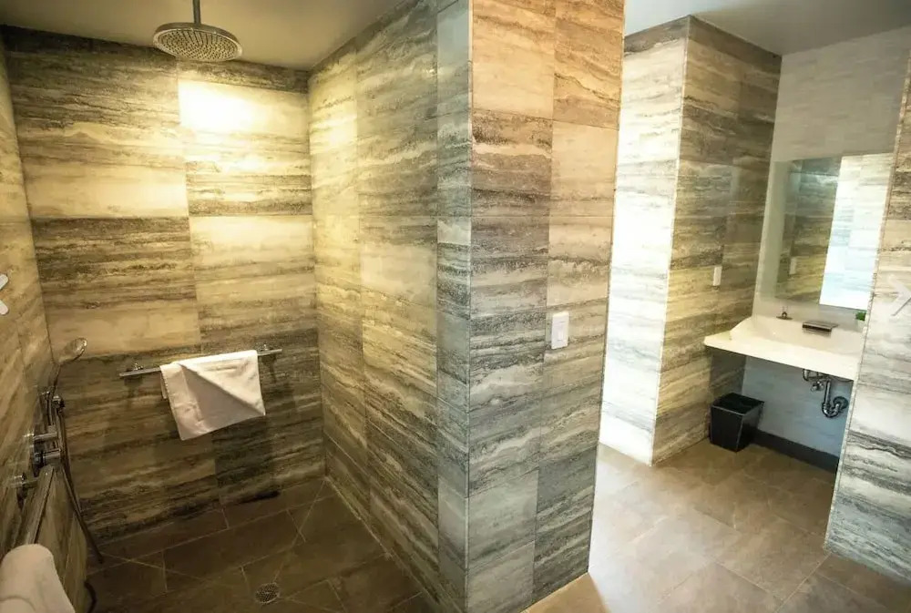 Lexington Plaza Hotel
