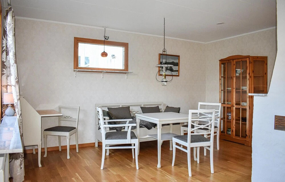 3 Bedroom Nice Home In Karlskrona