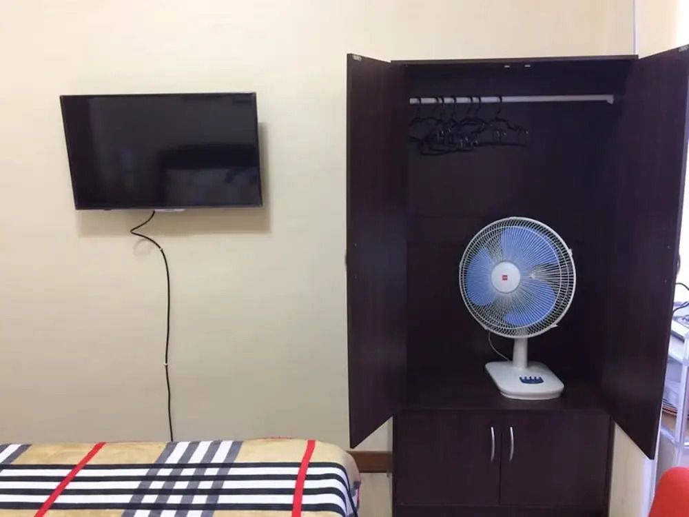 Zone Vill Studio Condo Burnham
