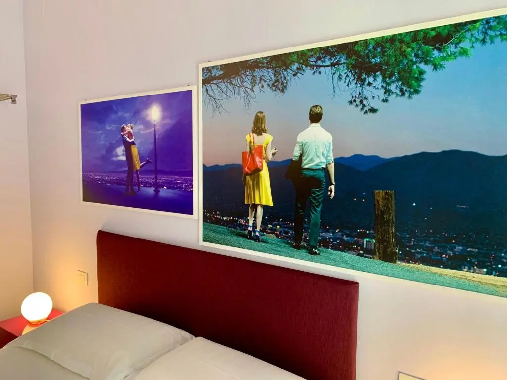 Red Carpet rooms