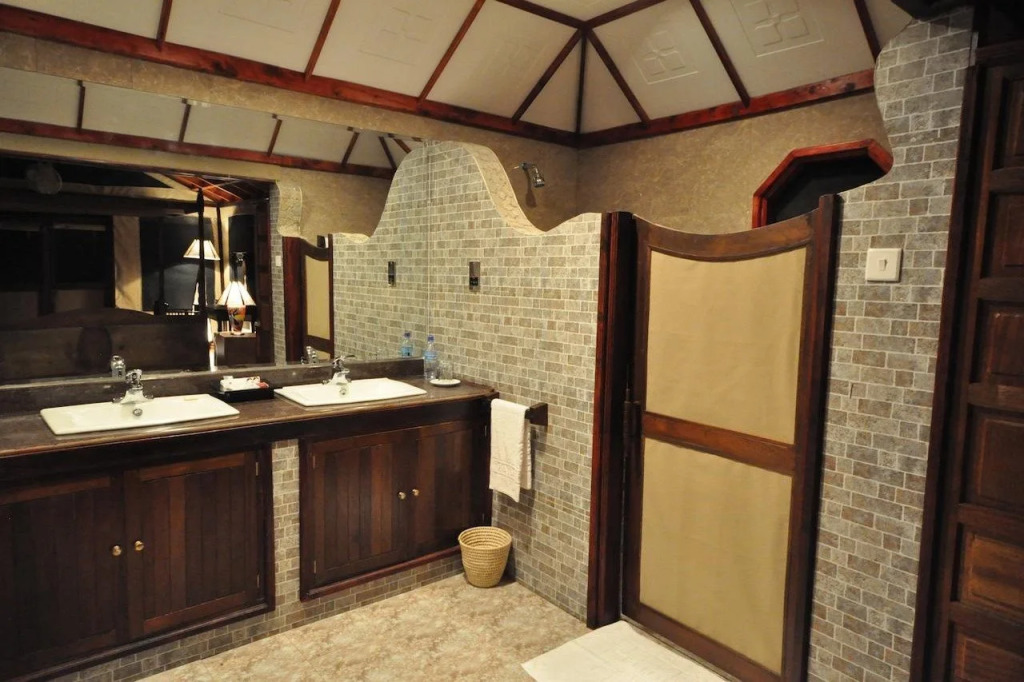 Elephant Rock Luxury Camp Tarangire