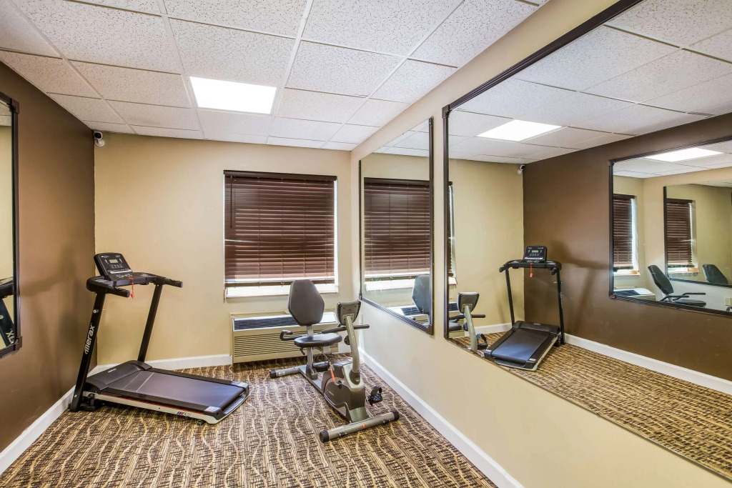 Comfort Inn & Suites Fairborn near Wright Patterson AFB