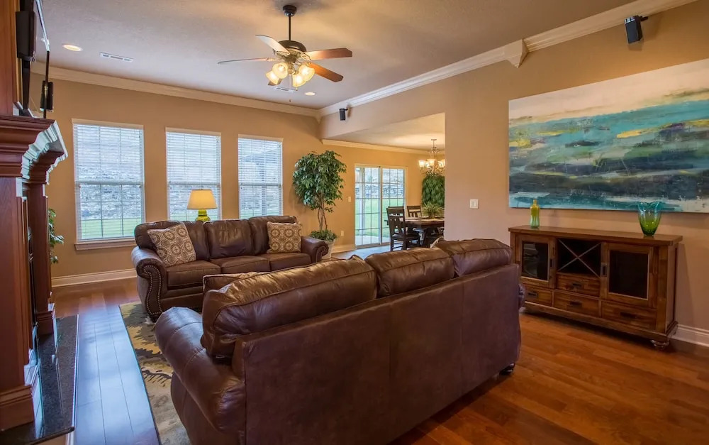 Branson Bluffs Retreat by RedAwning