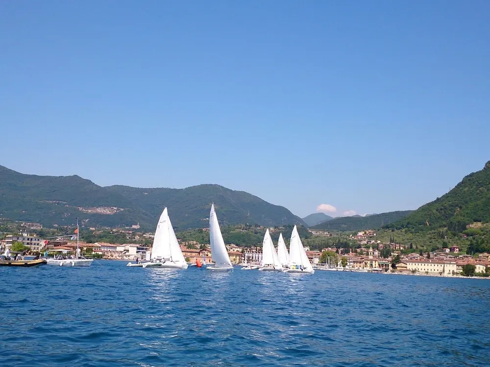 Elegant Holiday Home in Salò Near Lake Beach