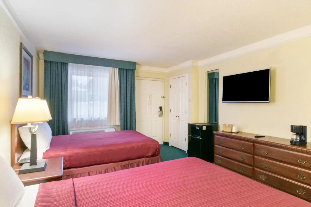 OYO Hotel Columbia SC I-20/I-26