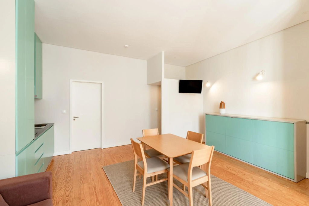 VIVA Three Magi Residence
