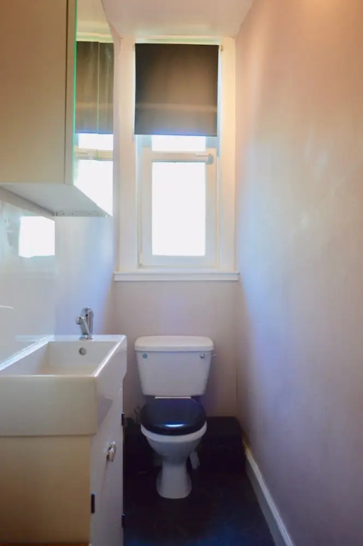 Central 1 Bedroom Flat Sleeps 2