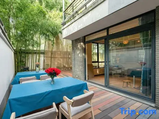 Huamanxi Homestay (Zhujiajiao Puxiang Road)