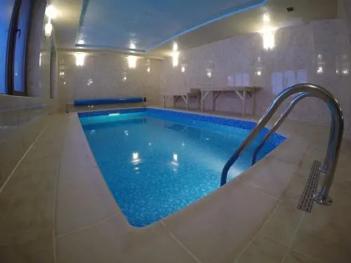 Lavina Hotel