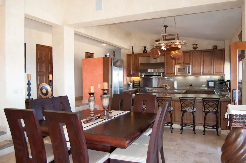 4 BR Villa Near Los Cabos' Best Surfing: Villa Vista del Mar