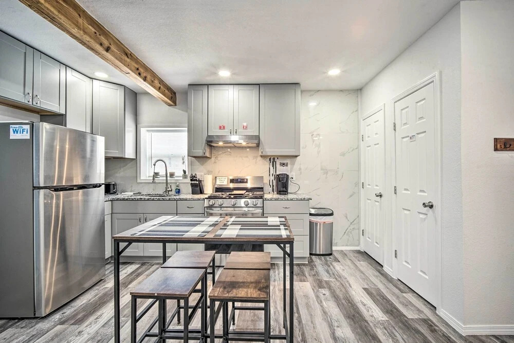 Modern West TX Home in the Heart of El Paso!
