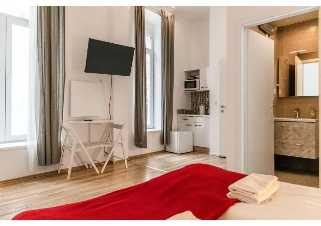 Sleek Studio Apt - Suitable for Longstays