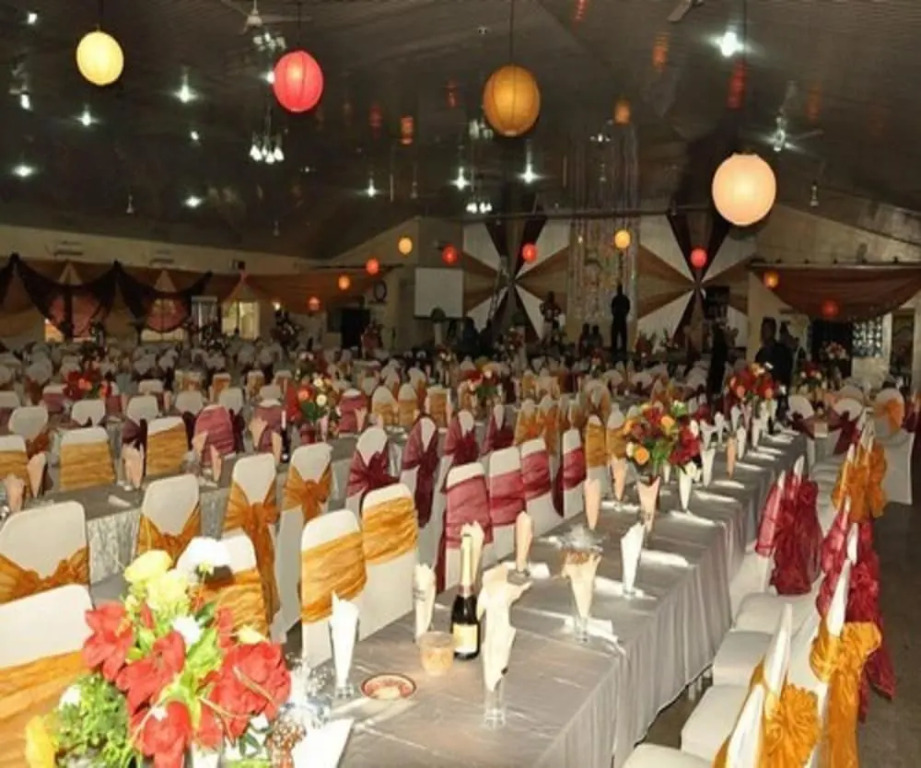 Royal Choice Inn
