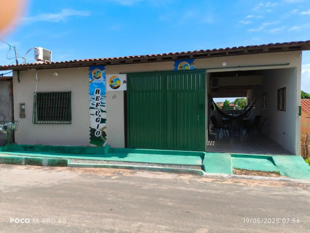 Aquarela Hostel