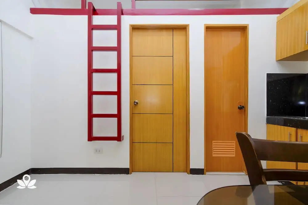 ZEN Rooms Time Travellers Makati